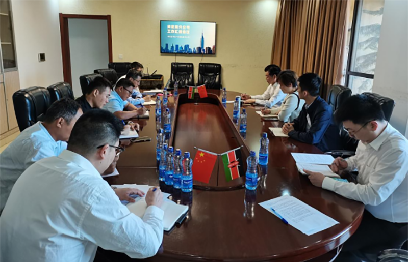 集團(tuán)公司董事長(zhǎng)王元旦一行赴肯尼亞慰問(wèn)與指導(dǎo)工作1121.png